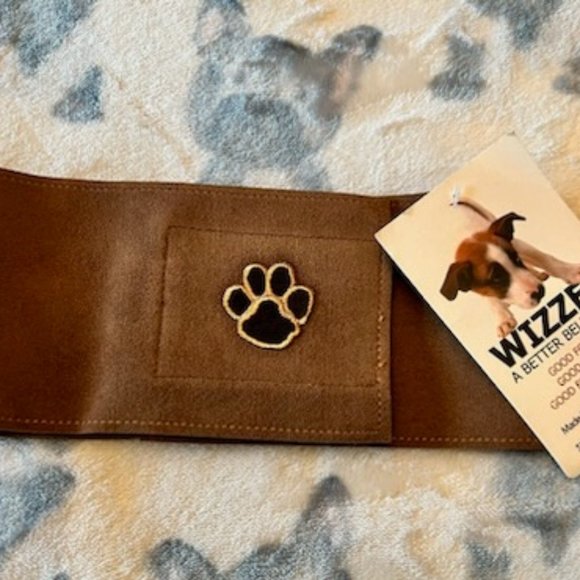 Susan Lanci Wizzer in Hide S/M - Picture 2 of 9